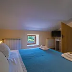 Luxury On Spacious Private 빌라 Rakalj