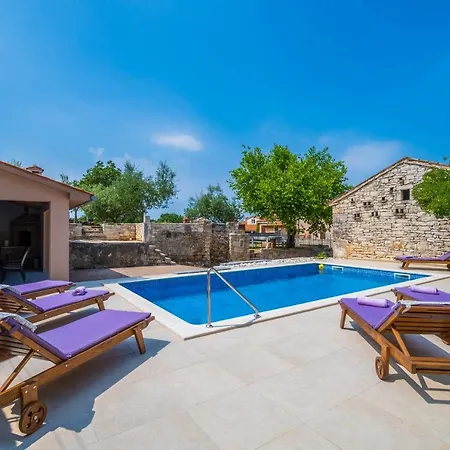 Luxury On Spacious Private Willa *