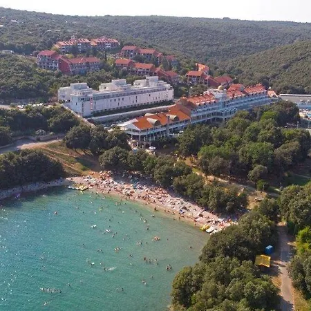 Luxury On Spacious Private * Rakalj