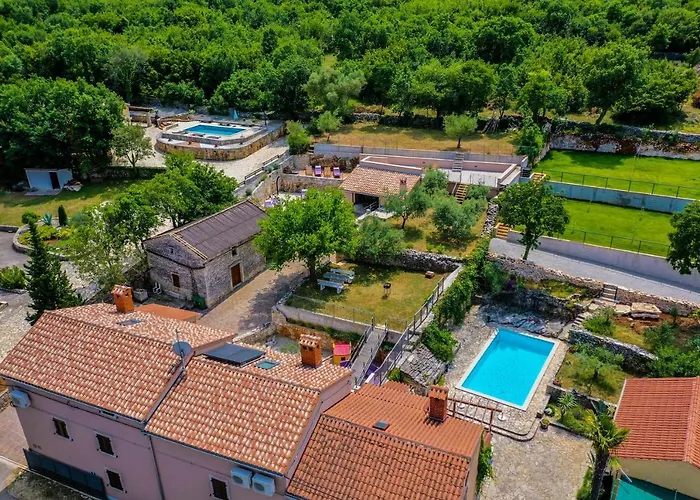 Luxury On Spacious Private *