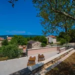 Luxury On Spacious Private *