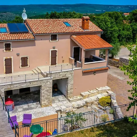 Вилла Luxury On Spacious Private *