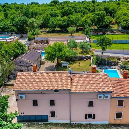 Luxury On Spacious Private *