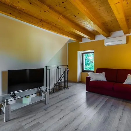 Luxury On Spacious Private Rakalj