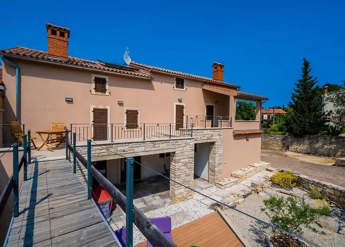 Luxury On Spacious Private * Rakalj